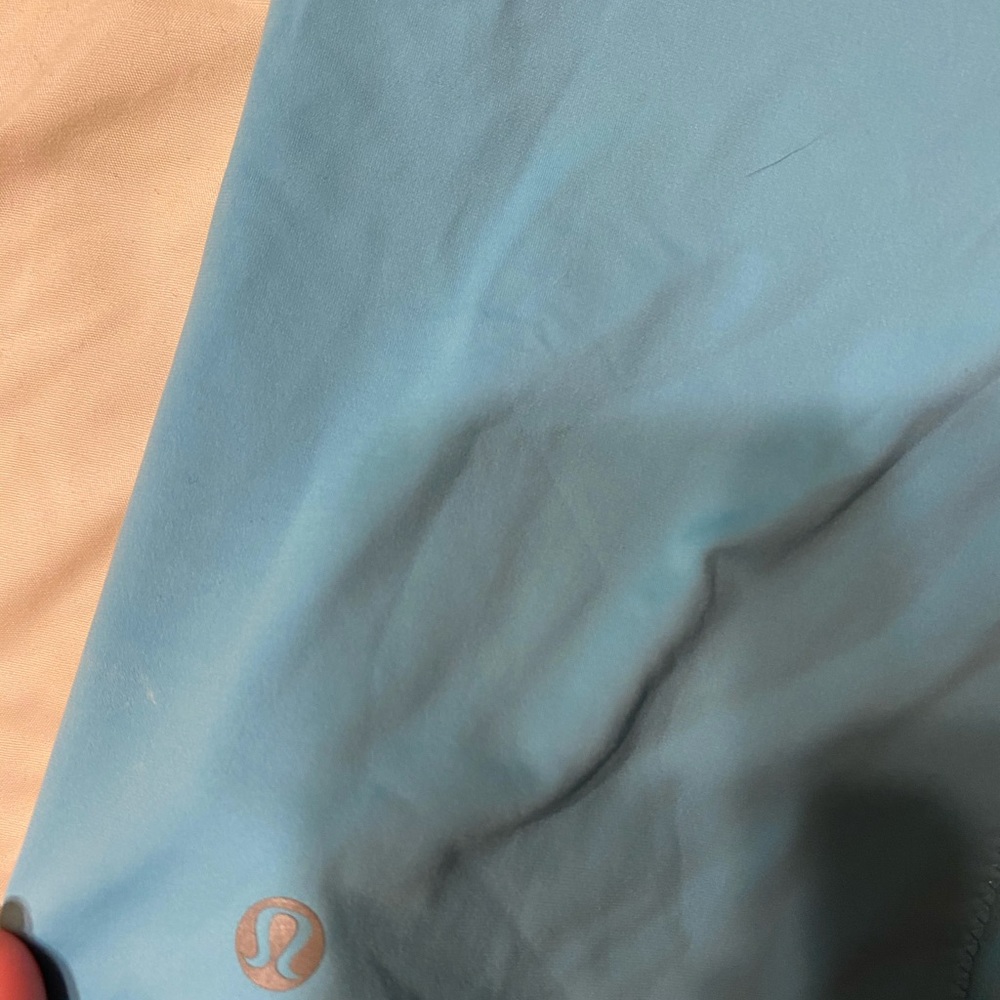 Lululemon - Picture 5 of 11